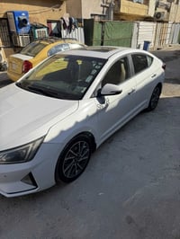 السلام عليكم -هونداي النترى -الموديل ٢٠٢٠ -ماشية 195 -فول مواصفات  -كي...