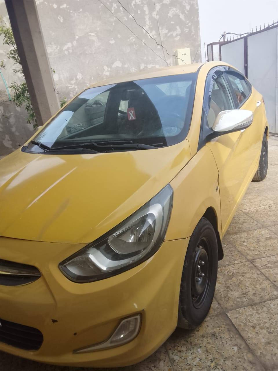 السلام عليكم للبيع اكسنت خليجيه ٢٠١٢السياره جاهزه تبريد تتفه تخم تاير مكينه جديده  مكان السياره بغداد تقاطع نهروان السعر 80وبيه مجال للشراي ***********
