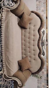 تخم ملكي عشر مقاعد السعر ٣٥٠ 07505848901 واتساب موجود