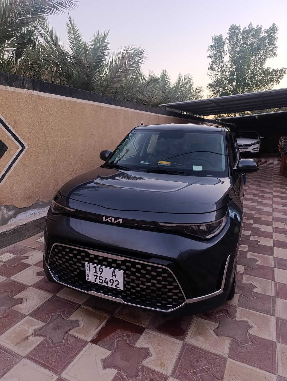 سلام عليكم 
بيع او مراوس حسب القناعة
كيا صول 2024 حادث بسيط 
بجم كبس
صور الحادث مرفقه بالمنشور
رقم كربلاء وباسمي مداور شوكت ما يعجبك
مكان السيارة /طويريج
مواصفات 
تثبيت سرعه
تثبيت مسار
رادار جانبي
رادار امامي
رادار خلفي
توقف ذاتي 
ايقاف التشغيل وتشغيل ذاتي بالازدحامات
تدفئة كشنات
تدفئة ستيرن
شحن لاسلكي
انظمة القيادة عادي وسبورت
لايت ٣ عدسات قوي كلش والاشاير زنون(بلادي)
محرك 2000 دوش
ماشية 21 الف كيلو قابل للزيادة 
سيارة نظيفه جدا وعلى ايدي اخذتها ماشية 2000
سعر 170 وبيها مجال


**إذا كنت صاحب هذا الإعلان وتريد حذفه لأي سبب، رجاءا أرسل رسالة إلى الدعم الفني**