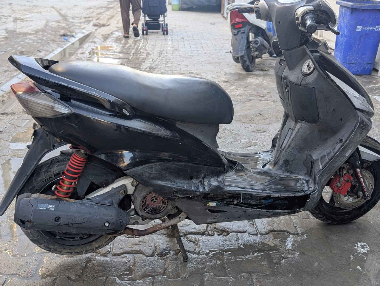 سكنس نثية  140/كم
نظافة 80%
السعر 400
بغداد الحرية


**إذا كنت صاحب هذا الإعلان وتريد حذفه لأي سبب، رجاءا أرسل رسالة إلى الدعم الفني**