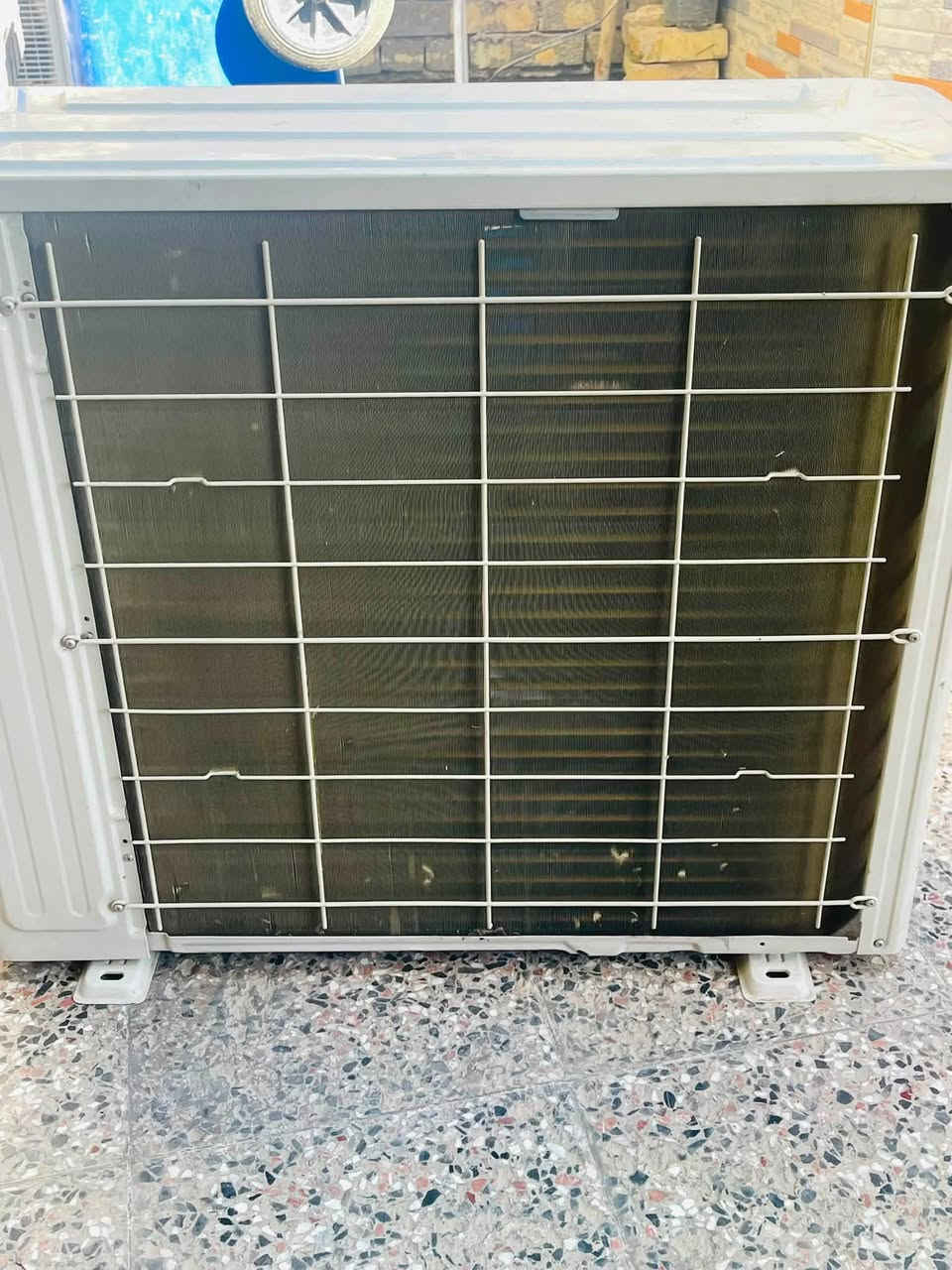 ***********فقط اتصال *********** فقط واتساب
قطعة خارجية 3 طن نوع ميديا  غاز 22 مقفول بيه القطعة فقط تبريد ابيع هل موجود السعر 250 الف مكاني بغداد مدينة الصدر الاورفلي
