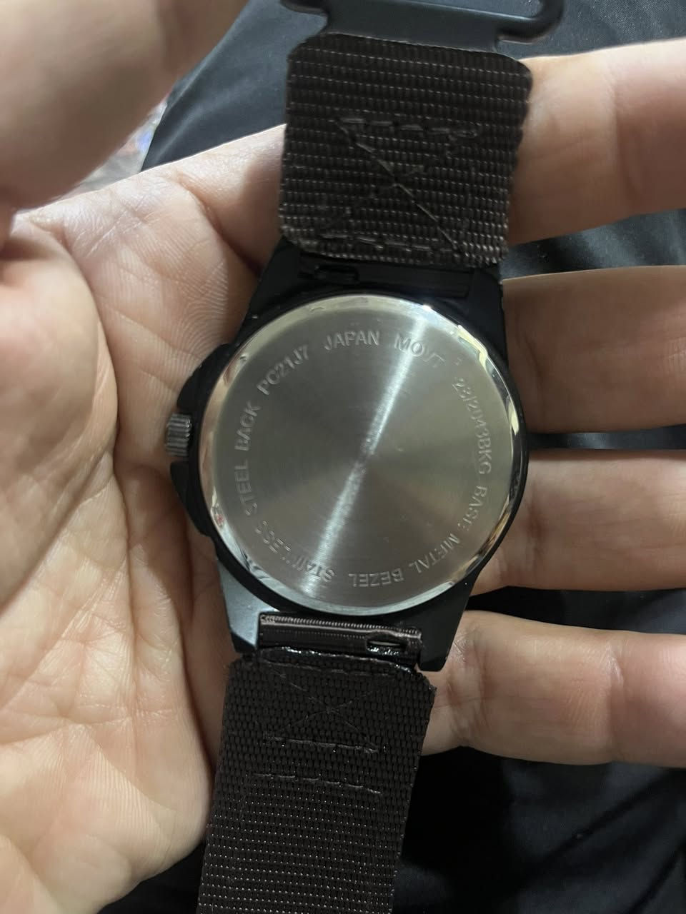 بسم الله الرحمن الرحيم
تحيه طيبه للجميع ♥️ 

للبيع ساعه 

سير نسيج اصلي 

مكينه بطاريه 

كامل مرفقات

مقاوم للماء 

السعر 30 الف  

 

يوجد توصيل إلى جميع محافظات العراق وبغداد أيضاً 

للحجز والاستفسار المراسله على الخاص  موجود


**إذا كنت صاحب هذا الإعلان وتريد حذفه لأي سبب، رجاءا أرسل رسالة إلى الدعم الفني**