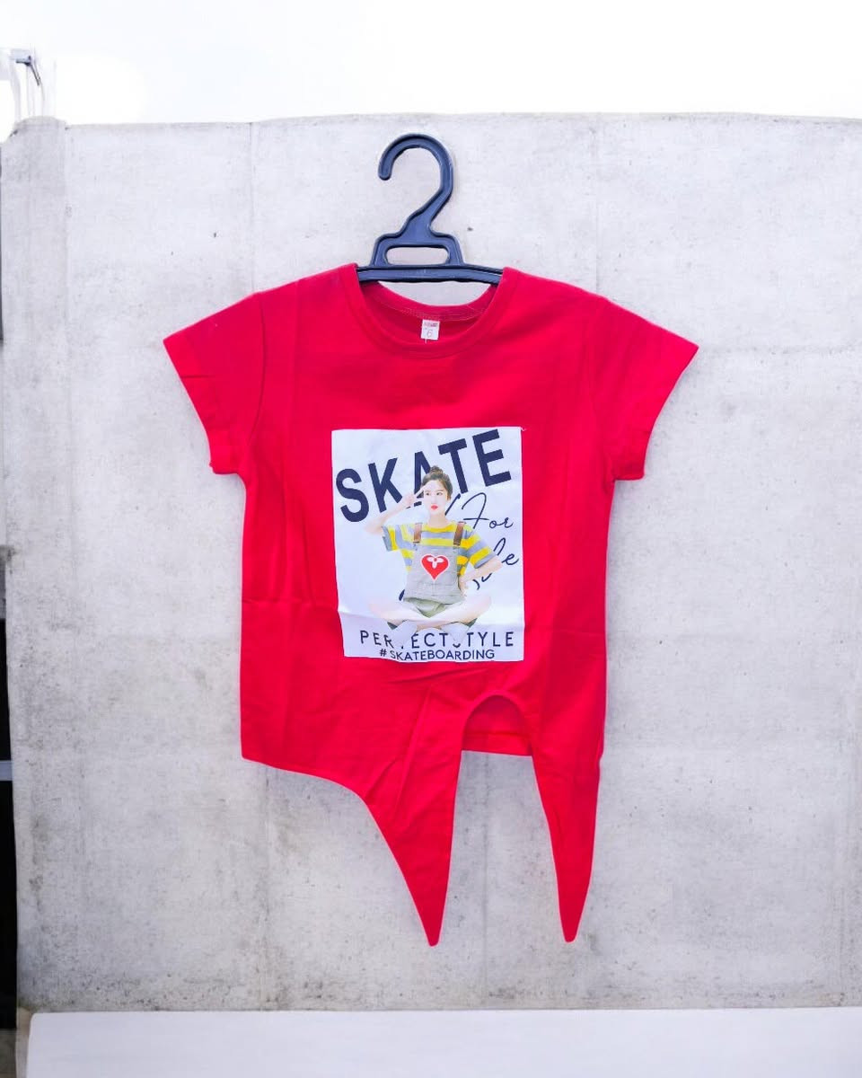 ✨ بناتكم يستاهلن يلبسن شي حلو ومميز ✨
وصلتنا بديّات بناتي تجنن بتصاميم عصرية وألوان حلوة تفتح النفس 😍
قماشها ناعم ومريح للبنات ويصلح للطلعات والمدرسة وحتى الزيارات 👗💛
🌸 موديلات مختلفة
قياس من 6 الى 12 سنه
🌸 ألوان جذابة (أبيض – أصفر – وردي-احمر)
🌸 تصميم عصري يضيف لمسة أناقة لبنوتتج
خلي بنوتتج تكون ستايلها مختلف ومميز بكل مكان ✨
والكمية محدودة، لا تضيعين الفرصة 😉
📍 العنوان:
بابل - المسيب، شارع السدة القديم، مقابل مفروشات الربيعي
للحجز والاستفسار راسلونا خاص 📩


**إذا كنت صاحب هذا الإعلان وتريد حذفه لأي سبب، رجاءا أرسل رسالة إلى الدعم الفني**