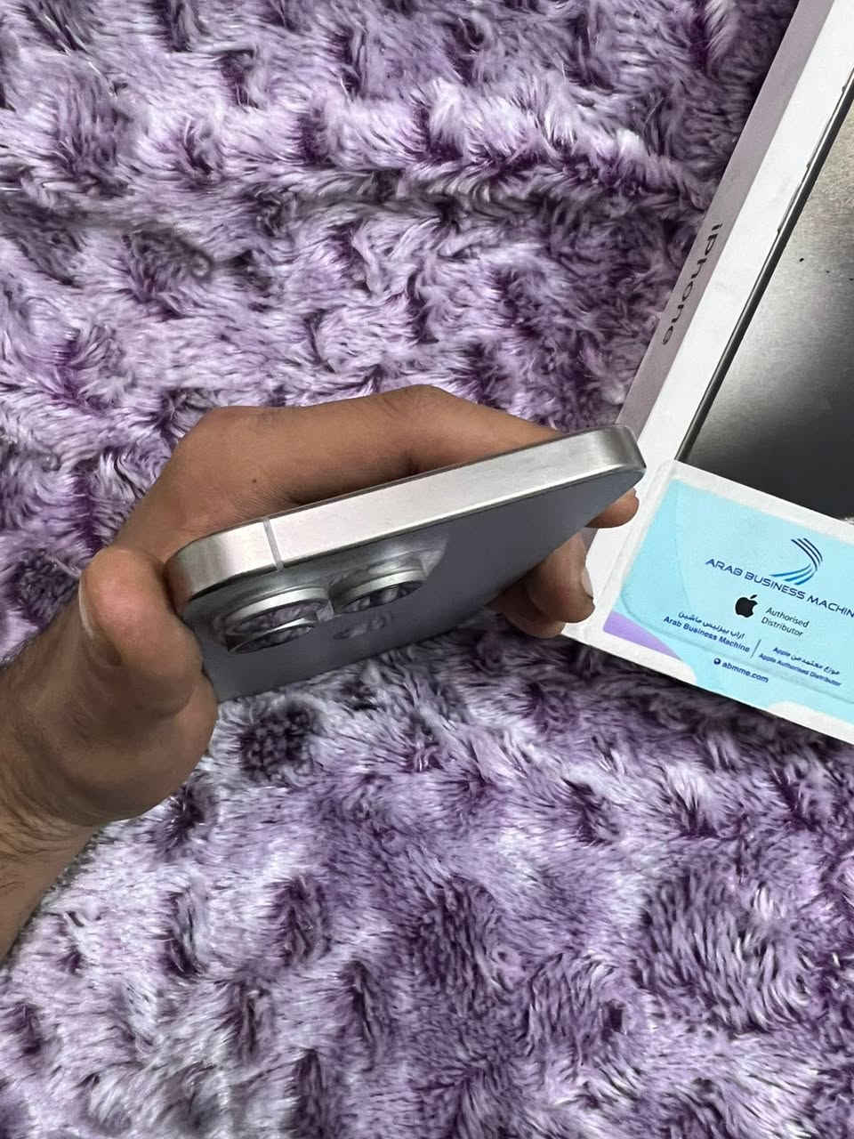 ايفون 15 برو ماكس
ذاكرة 256
ضمان ماستر شرق اوسط (الوجبة الاخيرة من اصدار ابل) لون المميز التيتانيوم
النظافة 100‎%‎
البطارية بحالة الشركة 82‎%‎ يعني مو مثل (الينشرون لبطارية 100 وهو مبدل بطارية )
الجهاز جديد كلش وممفتوح ايشي بي 
مع ملحقاتة شاحنة اصليه والكارتونة مالته الاصلية
السعر: مليون و50
للتواصل: ***********
