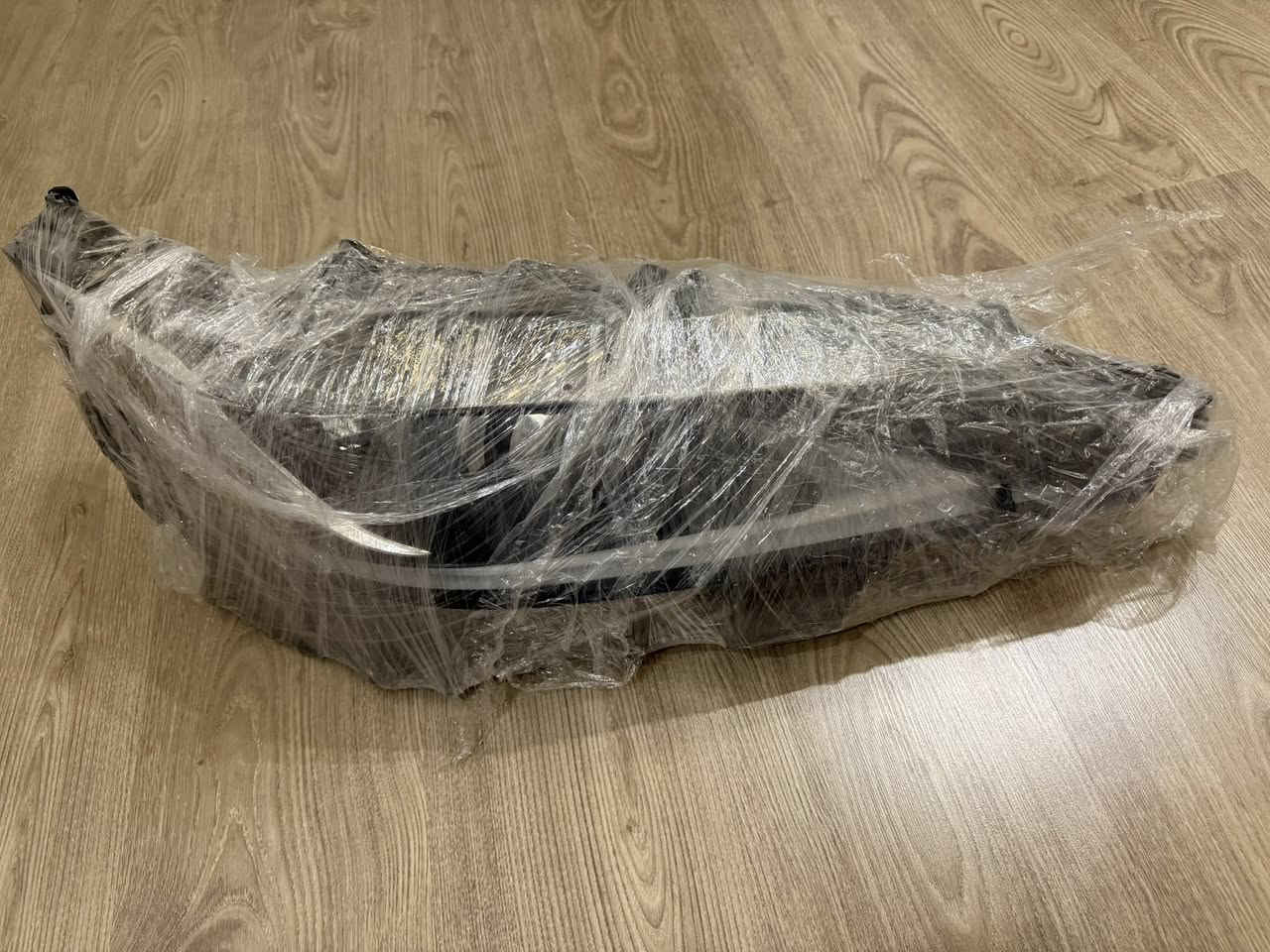 للبيع￼

لايت لكسز ES 2024  ١ عدسة بلادي مع الكارت وارد امريكي

بك لايت لكسز ES 2024 وارد امريكي بيه لد بصفه 

جاملغ جهة اليسار سلفر ES 2024 

***********
