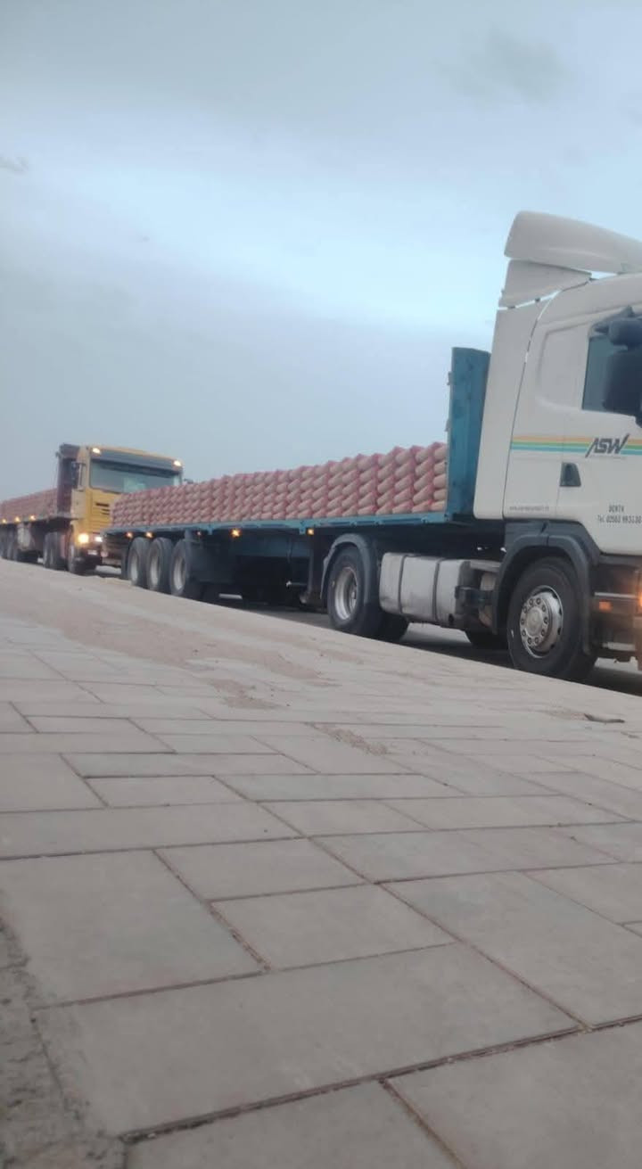 سلام عليكم اخوان عربانه للبيع اوربيه جوبلس مزوج 11 تخم تاير كهربائية هوا جوبلسات ابريك كله جديد صندوك عده دنكير بيبي امربع سعرها 45 وبيها مجال $ اتصال للإستفسار *********** ابو بندر
