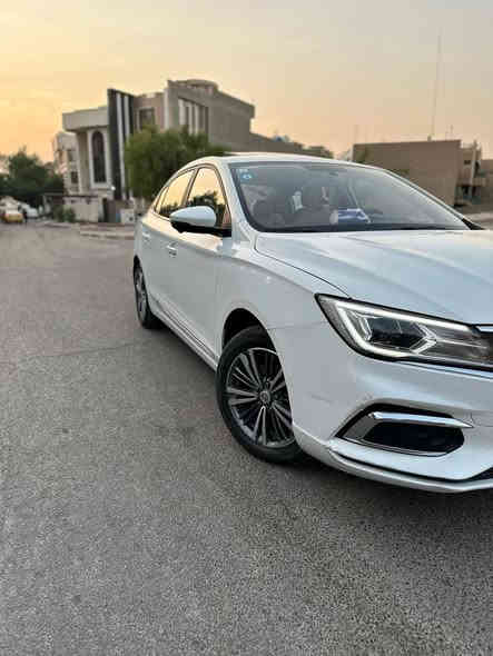 لسلام عليكم امجي  فايف 2023  استلام شركه قبل فتره سياره زيرو وجديده بمعنه الكلمه السياره فول مواصفات عل اخير والجنايه يعرفون مواصفاتهه تجي اعلئ فأه بل امجي بيهه ضمان ست سنوات كير ومكينه وبيهه سنه ضمان صدر وكهربائيات مواصفات السياره
1_لد نهاري 
2_محرك 1500 تنفس طبيعي بدون تيربو
3_شاشه جبيره تدعم كار بلي
4_مري شفط
5_اشاير بلمري 
6_فتحت سقف
7_تحكم ستيرن كامل
8_كشنات جلد
9_تدفئه وتبريد كشنات 
10_مثبت سرعه
11_بصمه تشغيل +بصمه ابواب
12_دخول ذكي 
13_اناره ترحيب وبعد بيهه هواي مواصفات 
السياره بسمي وتحويل ثاني يوم للستفسار الاتصال *********** السعر 115رجائن المايعرف مواصفات السياره والفأه مالتهه ليضل يسولف بلتعاليق
