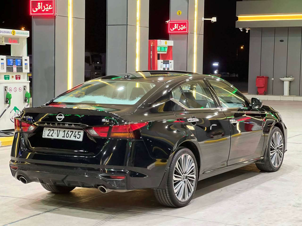 ئەمە ریکلامێکی عەرەبی و پڕۆفیشناڵ بۆ فرۆشتنی سەیارەکەت:

🚘 للبيع – نيسان ألتيما SL موديل 2024
بس قطعە صبخ و شویە بارد. صونر و رقم شانصی نشرە

✨ فئة SL كاملة المواصفات

✅ فتحة سقف (سلايد)
✅ نظام دفع رباعي (AWD)
✅ تكييف مركزي ثنائي المناطق (Dual Zone)
✅ مقاعد جلد كهربائية مع تدفئة
✅ مقود (سكان) مدفأ
✅ كاميرات 360 درجة
✅ حساسات ورادارات 360 درجة
✅ مرايا بإشارات وحساسات
✅ نظام المحافظة على المسار (Lane Assist)
✅ فرامل إلكترونية مع Auto Hold
✅ مواصفات كاملة (Full Option)
  صونر و رقم شانسی نشرە

🔧 المحرك وناقل الحركة بحالة ممتازة وعلى شرط الفحص
🛞 الإطارات والبطارية بحالة ممتازة
📍 السيارة قطعت 18 ألف ميل فقط
✨ سيارة نظيفة جداً واستعمال شخصي

💰 السعر: 148 مليون دينار قابل للتفاوض للجادين

📍 الموقع: كلار

📞 ***********

📱 واتساب:
***********

:

ئاڵتیما SL قەپات مواسەفات . یەک پارچەی بۆیاخە سۆنەر و رەقم شانسی دانراوە
/2024 
/سلاید 
/تبرید مرکزی و دوو زۆن 
/AWD
/کوشن هیتەر و کارەبایی
/سوکان هیتەر
/حساس رادار 360
/کامیرا 360
/ئاوینە ئیشارەت و حساس 
/خەتی جادە .
/برێک بەسمە و ئۆتۆ هۆڵد
/کوشن کامل جلد .
/کامل مواسەفاتە
 / گیر و مەکینە بەشەرد فحس
/ تاییە و سەدر تازەیە
/ تەنها ١٨ میل رۆیشتووە
/سەیارەیەکی زۆرپاک و مالی دۆست
سعر فرۆشتن ١٤٨ گەلا
شوین. کەلار

***********

واتس اپی لەسەرە

*********** كالار, السليمانية
