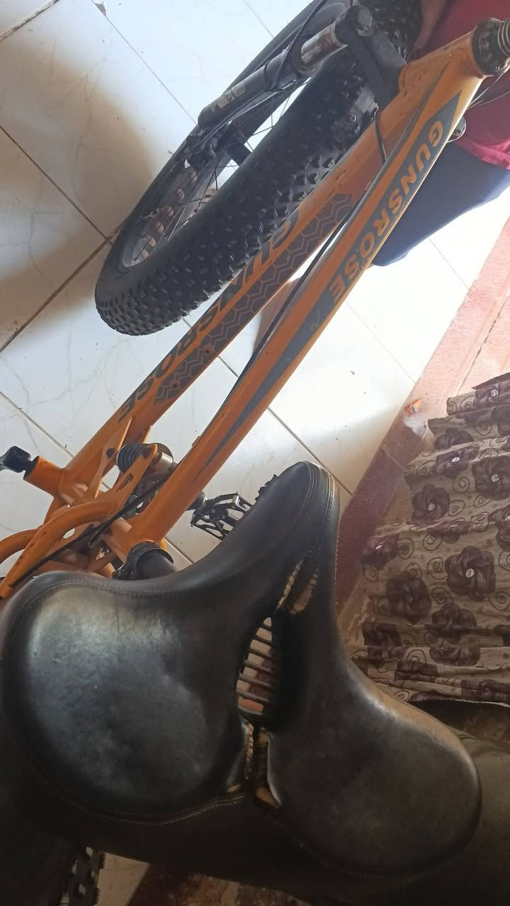 بايسكل جبلي  حجم كبير جدا ماعرف حجمه
للبيع ب ١٠٠ وكدامكم موضح نضافته وشكله


**إذا كنت صاحب هذا الإعلان وتريد حذفه لأي سبب، رجاءا أرسل رسالة إلى الدعم الفني**