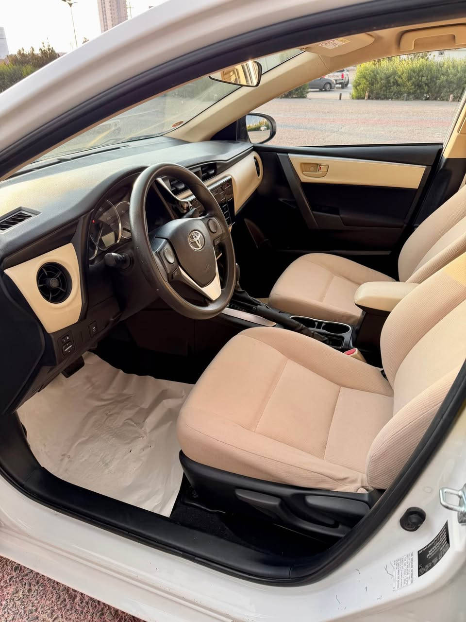 تویتا کرۆلە ٢٠١٩ سەیارەکە زۆر پاکە هیچی پیوە نیە سبوخ ساردەکوتی نیە ١١٧٠٠٠ هەزار کیلۆمەتر رۆیشتیە مەکینە بچوکە
گیرو مەکینە بە شەرتە سەیارەکە لە هەولیرە ***********
*********** وەتس پاپ و کۆرەک أربيل, العراق
