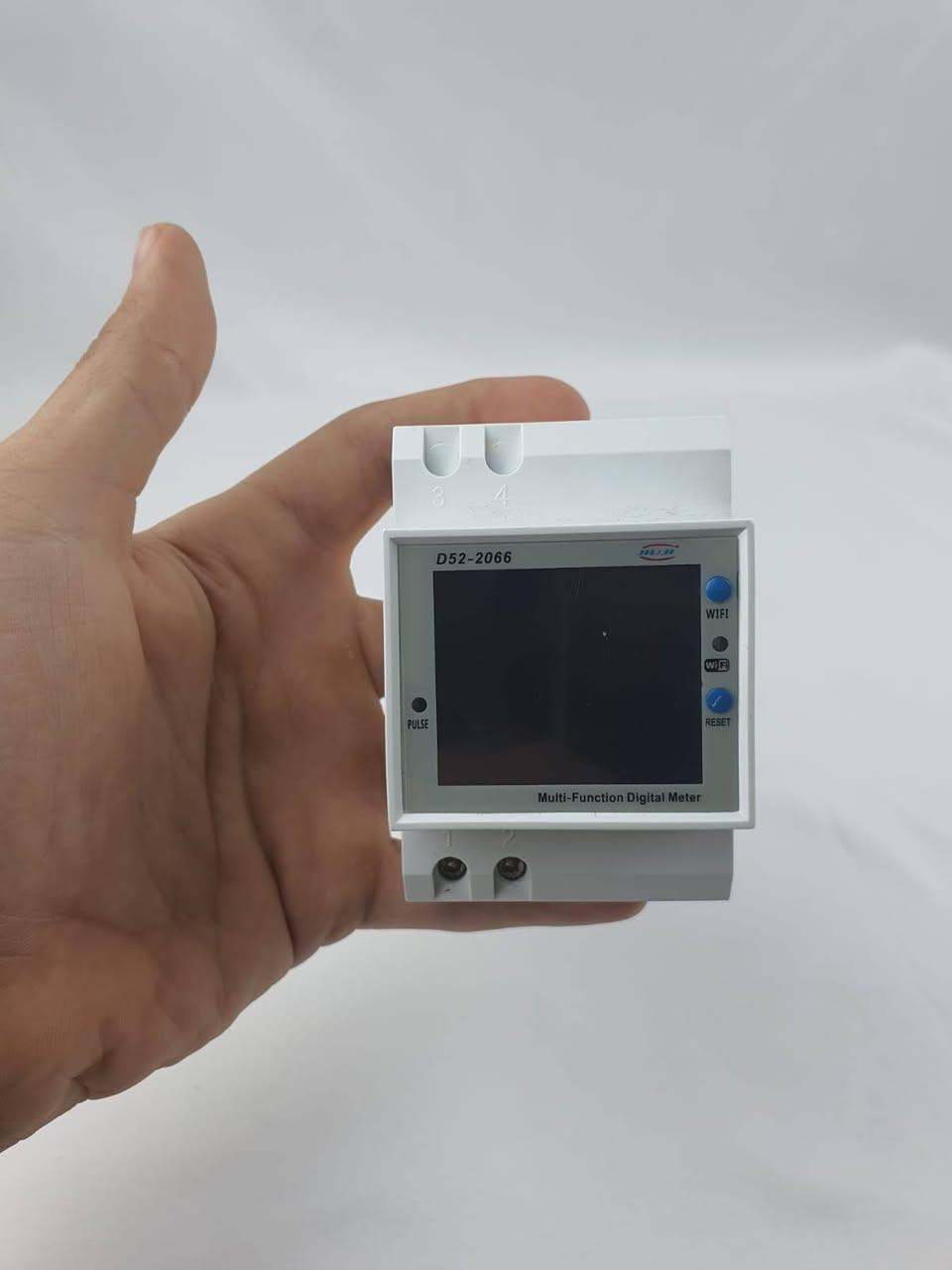 جوزة سمارت وايفاي 100 امبير اجت بدون كارتون


**إذا كنت صاحب هذا الإعلان وتريد حذفه لأي سبب، رجاءا أرسل رسالة إلى الدعم الفني**