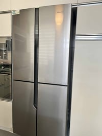 كاني با سليمانية • ثلاجة