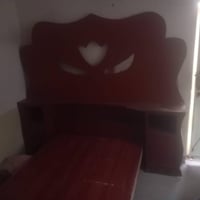 سرير • مضروب شويه • يحتاج مرايات