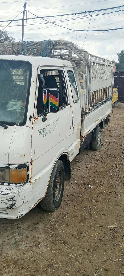 سلام عليكم سياره للبيع بنكو 96 رقم بغداد تحويل ثاني يوم سعر 50 وبيه مجال مكان بغداد  بل شعله ***********
