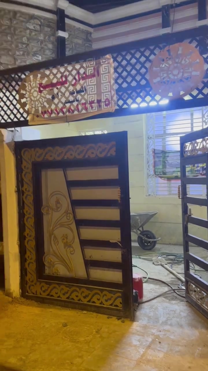 سلام عليكم بيت تجاوز مساحة ١٠٠ متر مناسب منطقة حي الكوفة بناة جديد بيت فارغ كبل تحول بي جهاز الستفسار علة هاذ الرقم ***********
