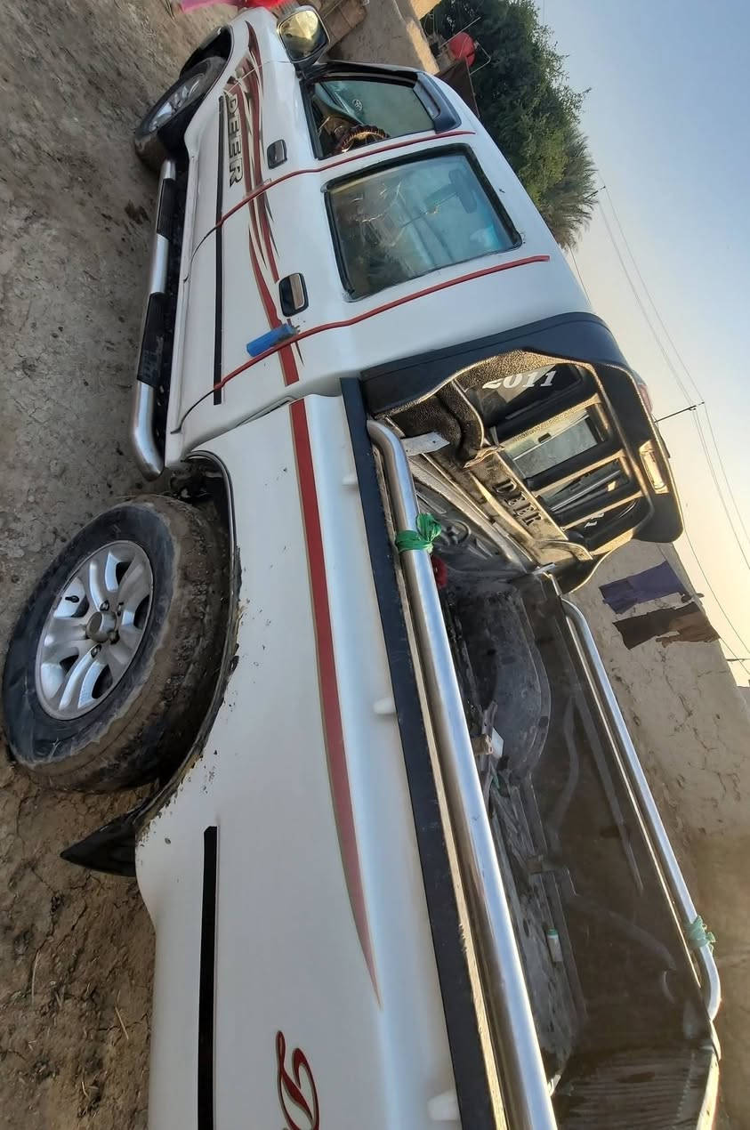 سلام عليكم دير البيع موديل ٢٠٠١١  سياره جديده بمعنه الكلمه رقم ميسان التصال  ***********.   واتساب***********
