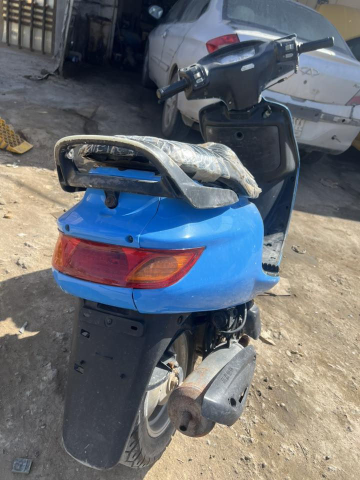 دراجه سلف هندر نكره بلاديه وحلوه بس كفرها مبداله يعني جديد سعرها 400 وبيه مجال قليل ***********
