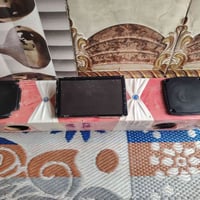 شاشه للبيع في خشبته جاهزه ما بيها شيء بس 07828232530بيها كسر قليل سعر ...