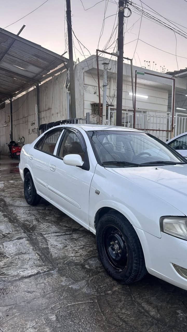 نيسان سني 
2012
صبغ جاملغ سكن امامي وبنيد بدون دواخل  باقي السياره مكفوله 

جاهزه تبريد وصدر كله جديد 
 تحويل ثاني يوم 
سعر 90$ورقه وبيها مجال بسيط 

***********
