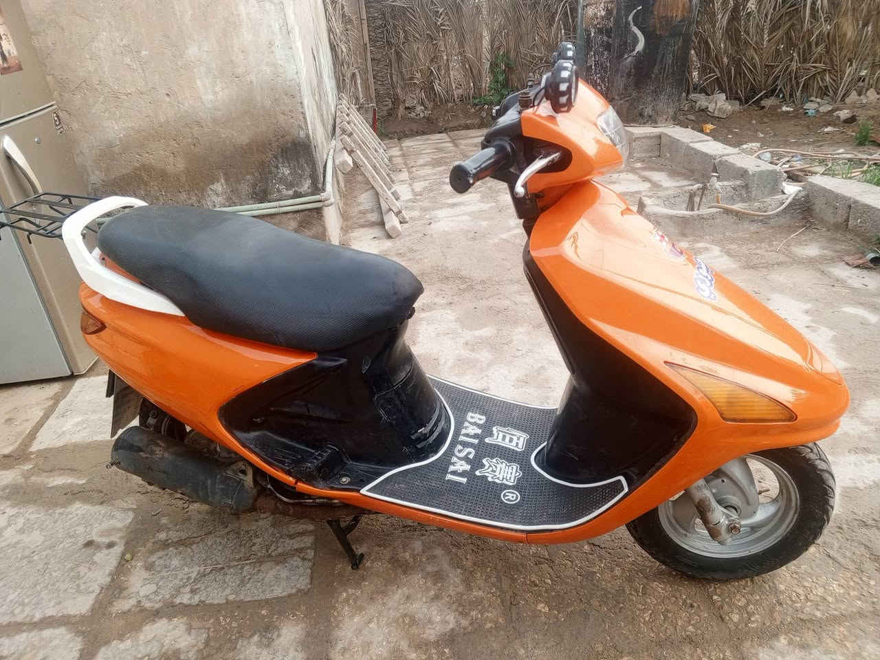 سلام عليكم فراشه نثيه للبيع دراجه كامله معايزه برغي تجفيت جديد سلف هندر نظافه فول مكاني نجف مشخاب السعر350 بيه مجال الرقم .‏‪***********‬‏
