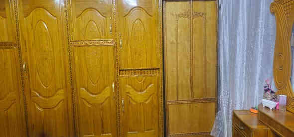 سلام عليكم غرفة نوم جديدة احلة من البصورة خمس بيبان ميز تواليت جامتة موجودة مكان بغداد الشعب شارع الصحة لاستفسار (***********
