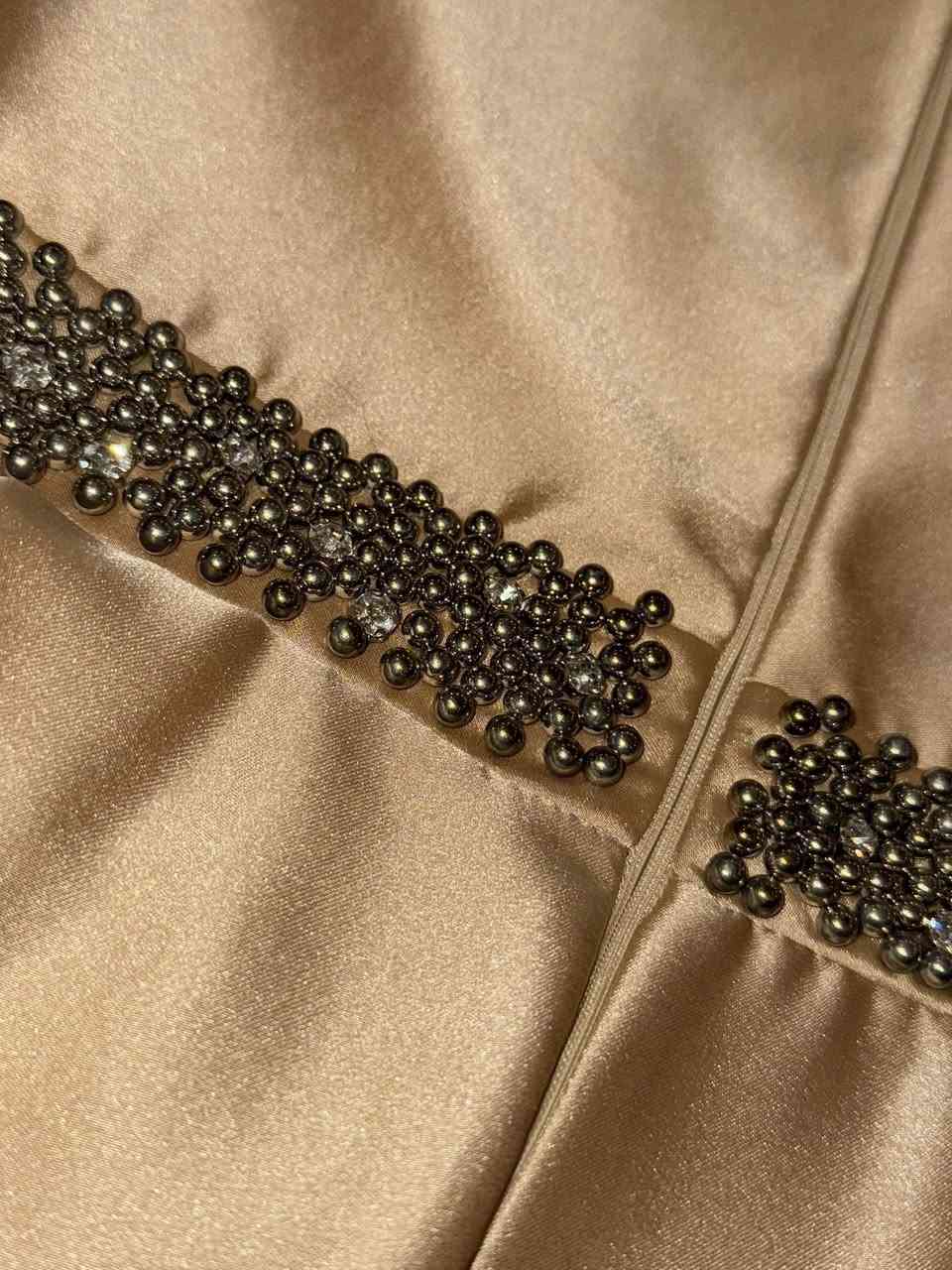 القياس 38 السعر خاص ملبوس مره وحده


**إذا كنت صاحب هذا الإعلان وتريد حذفه لأي سبب، رجاءا أرسل رسالة إلى الدعم الفني**