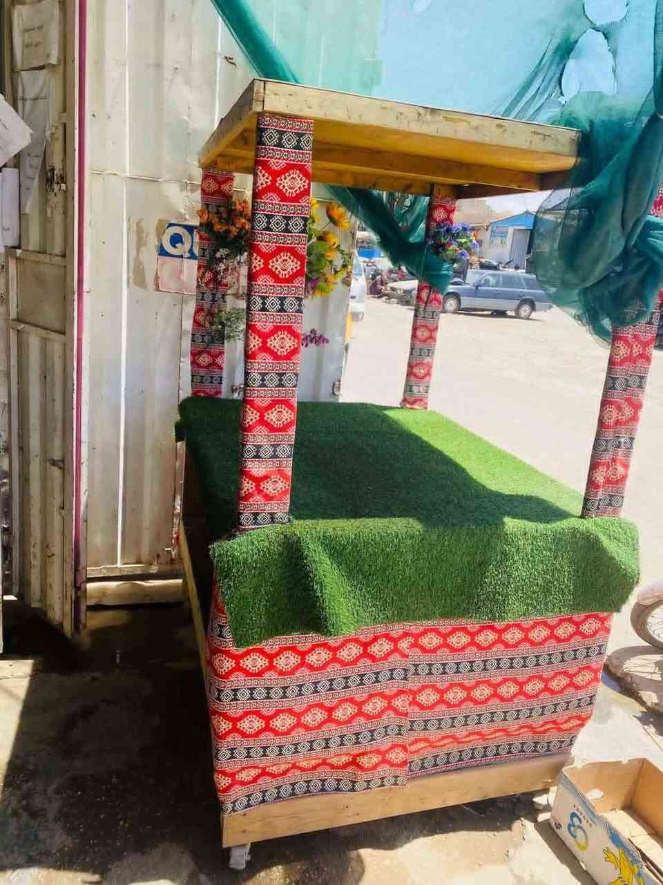 ميز خشب تزكام يرهم كلشي سعر مناسب بي مجال مكاني كربلاء حي صناعي*********** Singapore
