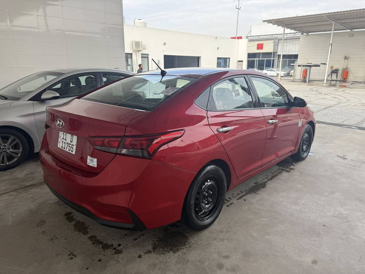 اكسنت 2018 رقم بغداد باسمي سياره جديده تخم تاير صدر باتري كله جديد جاهزه من كلشي وارد امريكي سياره كلين بيهة بس بنيد دبل كود يعني (صبغ مصنعي) سياره كلش جديده سعرهة 118 وبيهة مجال بسيط ***********
