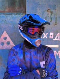 خوذه جديده للبيع 07759981651