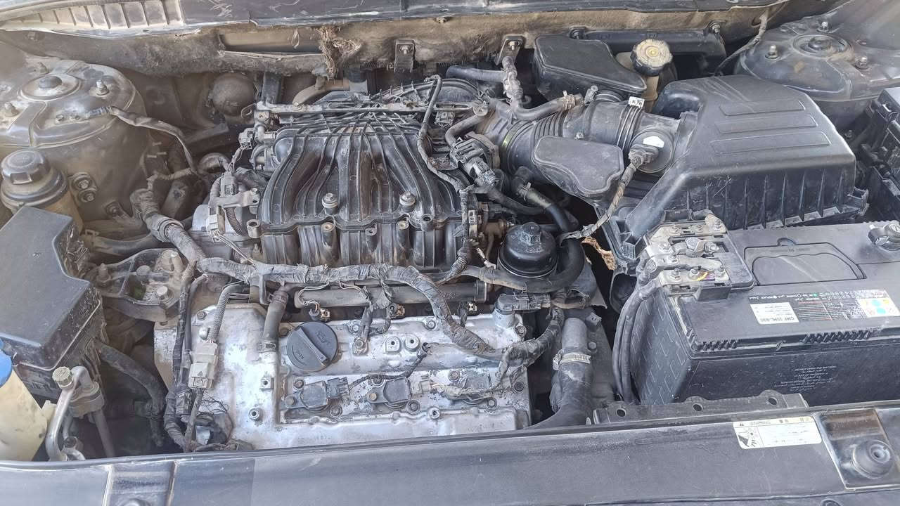 السلام عليكم فيراكروز 2011 وارد امريكي لون جوزي محركها جديد السياره خير من الله اتصل وبيك خير ودلل السعر 95 وبيها مجال 
***********    ***********
