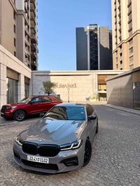 بي ام دبليو 530i • ٢٠٢١ • ١٥٠٠٠٠ كم