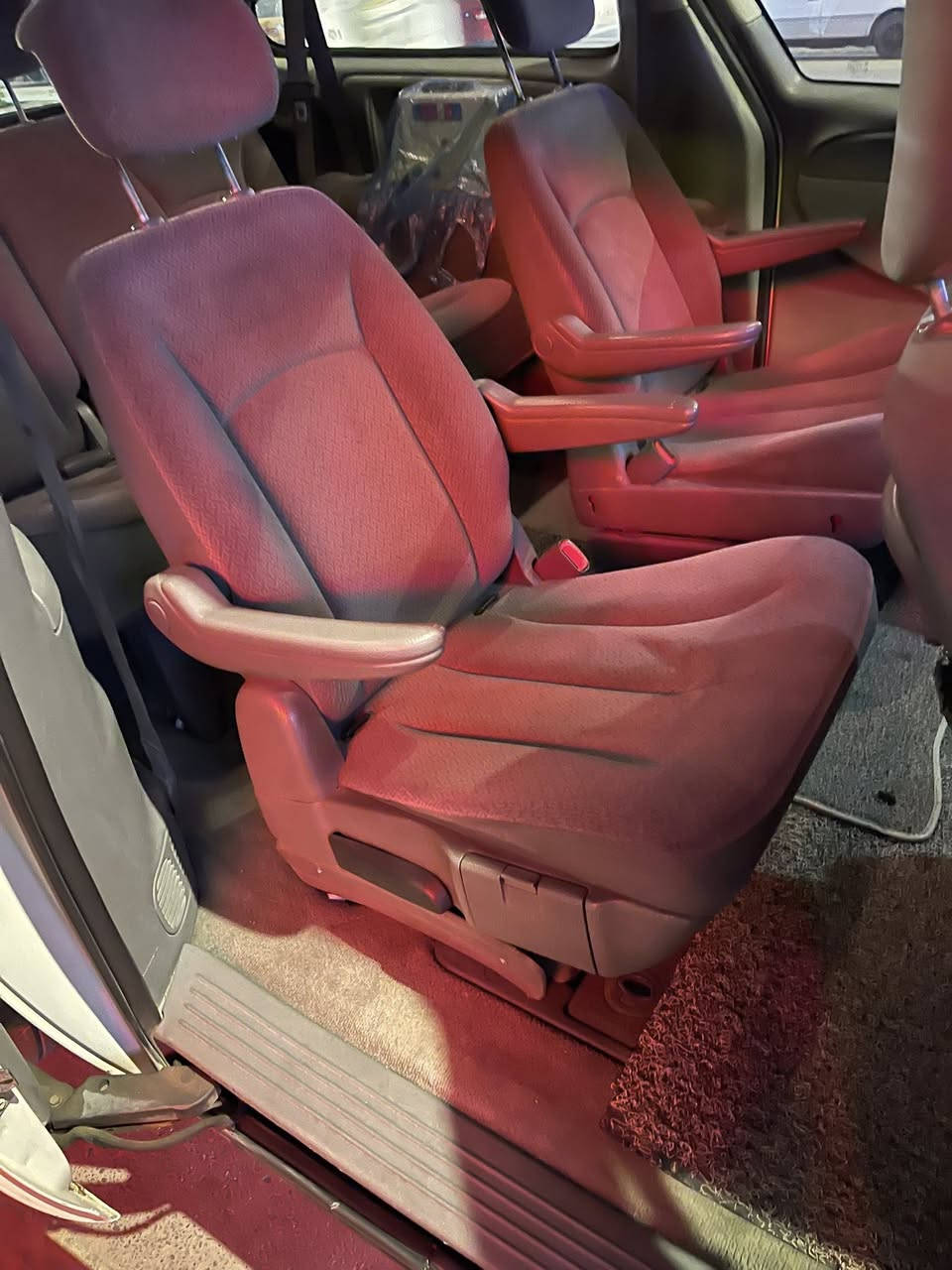 السلام عليكم للبيع سيارة دوج كرفان 2007 للستفسار الاتصال على الرقم ***********
