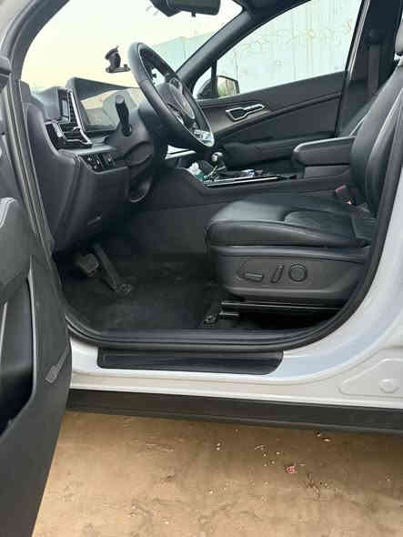 السلام عليكم 
سبورتج وارد أمريكي 2024 X line
الحادث : جدا خفيف مبين بالصور بدون قطرة صبغ 
اللون : مميز
المحرك : 2500 
عداد المسافة : ( 11مايل فقط ) مماشية 
مواصفات الوارد الأمريكي معروفة
١- بصمة 
٢- تشغيل عن بعد
٣- فتح ذكي للأبواب
٣- كشنات جلد + تدفئة
٤- تحكمات ستيرن
٥- تحديد مسار قيادة ذاتية 
٦- رادارات امامي خلفي
٧- حساسات امامي خلفي
٨- نقطة عمياء
٩- اوتو هولد
10-
ومواصفات الباقية معروفة
 

للإستفسار عن السعر 
واتساب او اتصال(*********** )

السعر  ( ٢٣٠ ورقة وبيها مجال شي بسيط )

مكان السيارة بغداد
