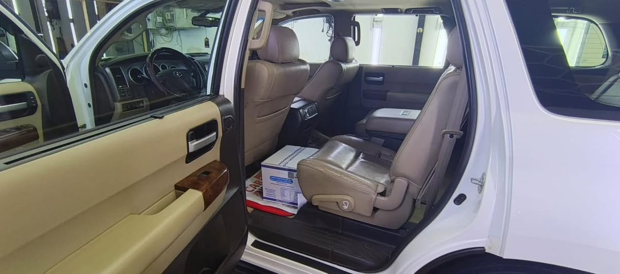 السلام عليكم
سيارة تويوتا سيكويا موديل ٢٠١٠ بلاتينيوم السيارة خليجية يعني مكفولة من الصبغ والضربة كير ومحرك على وضع الشركة ما مفتوحات السيارة جديدة بمعنى الكلمة رقمها بغداد ومواصفات البلاتنيوم معروفة السيارة فورويل وللمزيد من التفاصيل الاتصال على الرقم ***********
