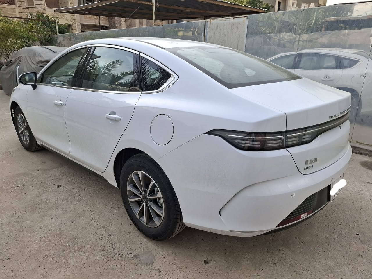 دستروير BYD زيرو 2025
للبيع دستروير زيرو صفر كيلومتر مرقمة بغداد لوحات انكليزي وسنوية وهزة جديدة يعني تحويل مباشر لليدور راحته ويخلص من دوخة الترقيم بصمة وكارت وشاحنة مع كامل الملحقات والسيارة مكفولة من الدعامية للدعامية وسعرها مناسب 131 ورقة وقفلها 130 ورقة السيارة باسمي مكاني بغداد زيونة للاستفسار *********** بي واتساب وحاضر لأي استفسار مع الشكر والتقدير للجميع
