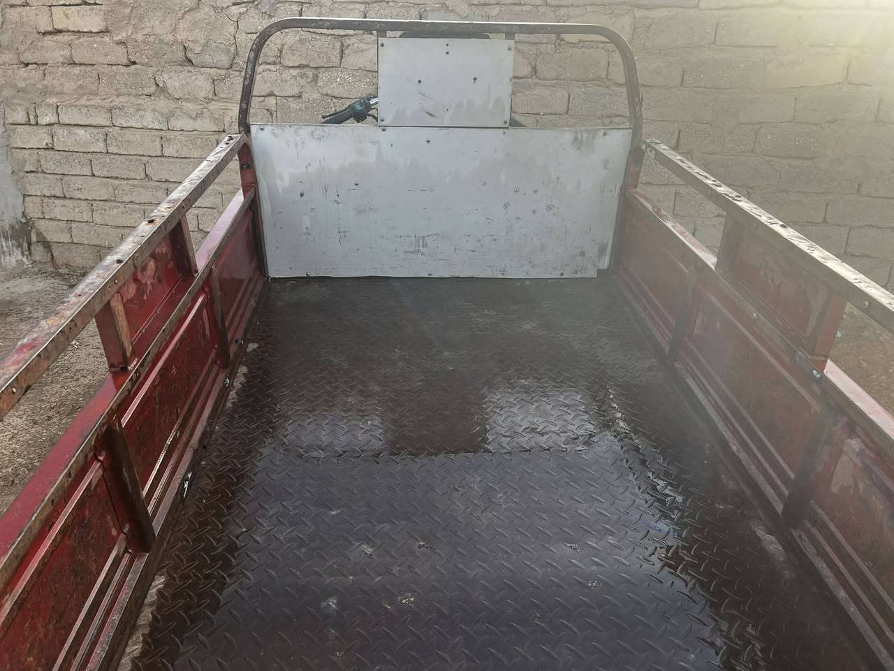 السلام عليكم 
ستوته للبيع كفاله عامه
مديل 2013
الستوته المكان نجف ناحية القادسيه 
الاستفسار الاتصال ***********
