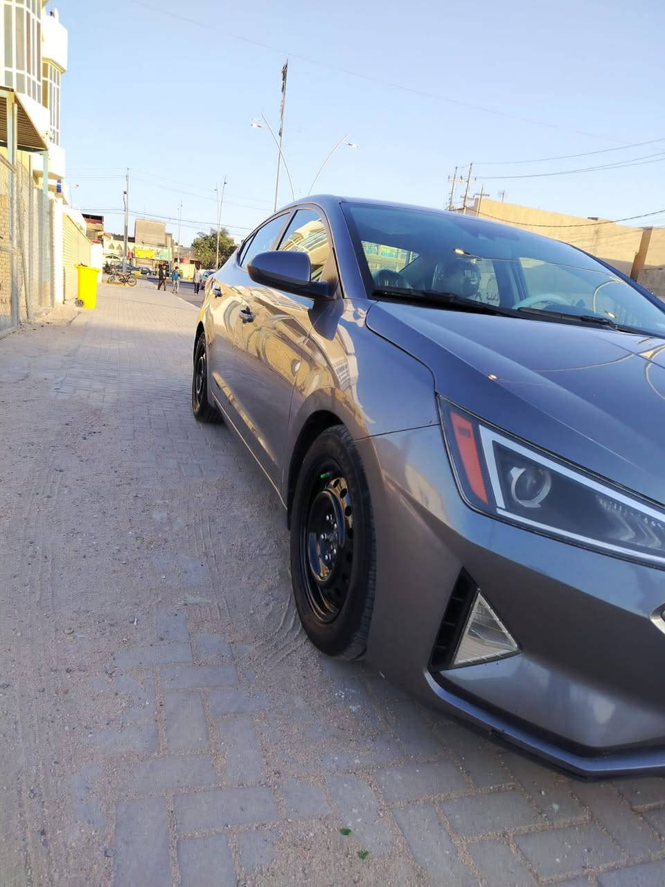 سلام عليكم لبيع النترة 2020
وارد امريكي حادث بسيط رادار امامي رادار جانبي 
شاشة كبيرة كير AT عنوان البصرة 
السعر 115 وبيهة مجال 
اتصال ***********
