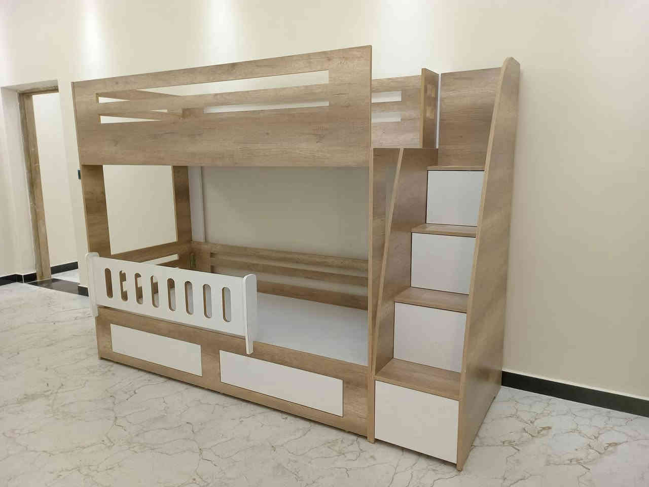 اللهم صلِّ وسلم وبارك على سيدنا ونبينا وحبيبنا وشفيعنا محمد وعلى آله وصحبه أجمعين 
معمل نجارة بركة الرحمن بادارة ابو ضحى النجار ناحية الوجيهيه شارع الاطباء رقم الهاتف ***********
