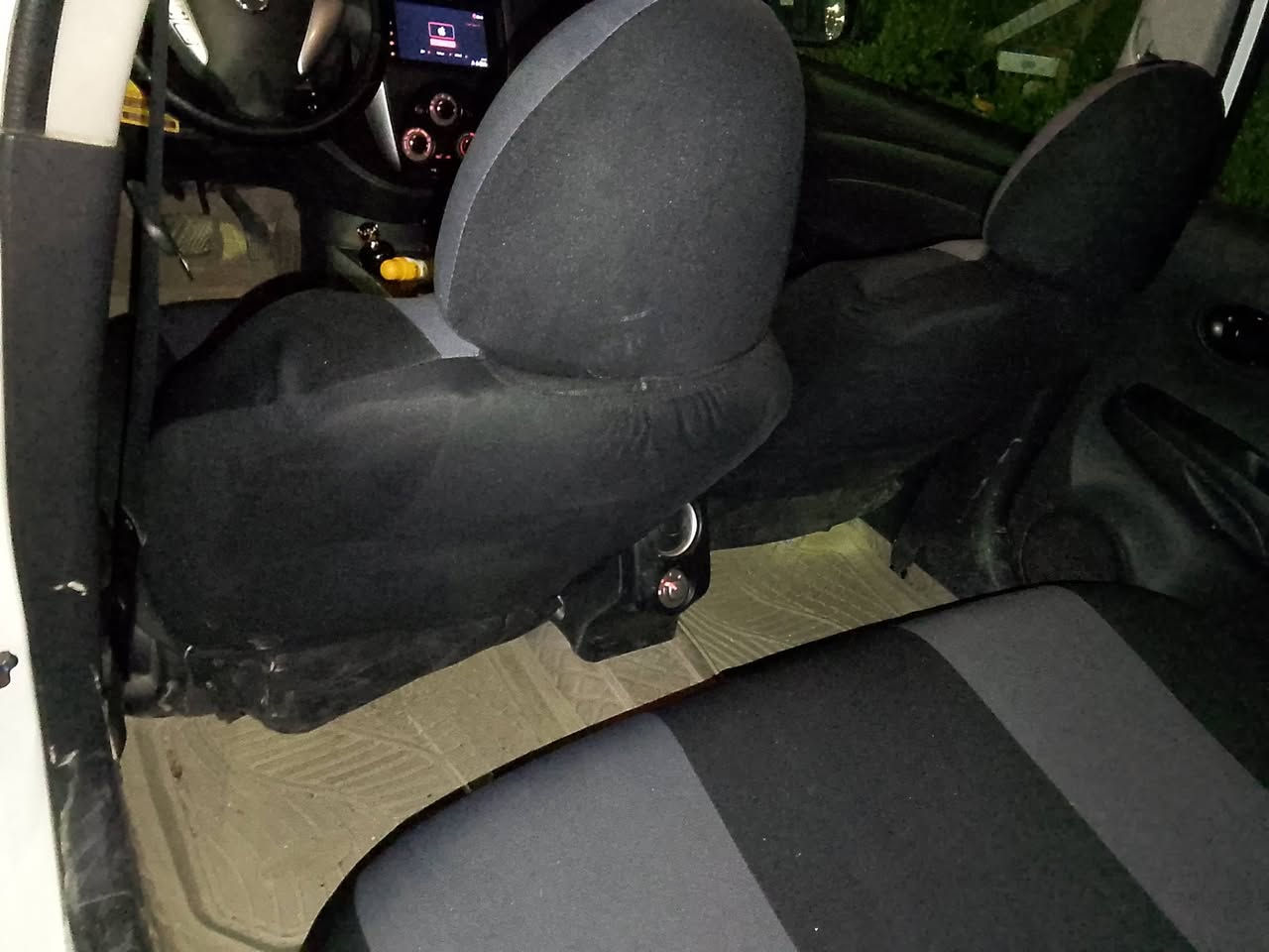 سلام عليكم نيسان سني مصري موديل2023 سياره كلين مابيه ضربه فول فول تحكم ستيرن شاشه تدعم كار بلي قطعتين تبريد حساسات كامره مكينه خير من الله كير خير من الله مكاني كركوك سعر 124 وبيه مجال بسيط متواجد عل فيس وتحياتي لل جميع


**إذا كنت صاحب هذا الإعلان وتريد حذفه لأي سبب، رجاءا أرسل رسالة إلى الدعم الفني**