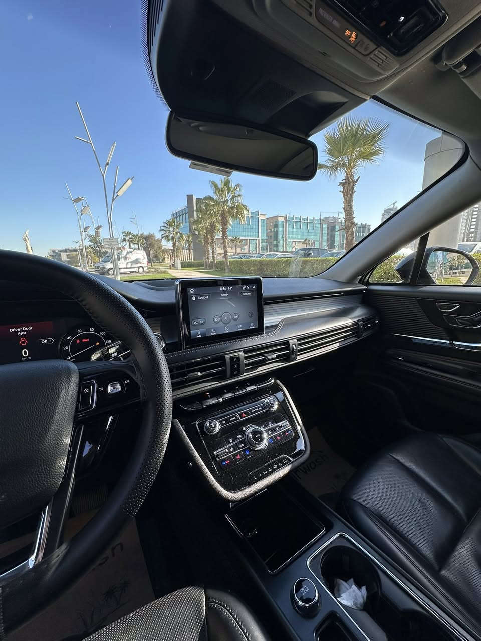 Lincoln Corsairs 2022 
 نص بونت صبغ  جاملغ بارد بدون صبغ جاملغ خلفی بارد
ماشي 30,000mi 
فول فول مواصفات بانوراما بسمه شغال 
كشنات تبريدحار و بارد  رادار كاميرا ستیرن هیتر محرك 4 سلندر توربو 
شاشە الکترونی
کشینات خزن 
دواخل LED
گیر پیانو
کهربایات کلها بشرت 
صندوق كهربای شفت
الاتصال واتساب  
***********_ 
***********
(مکان سیارە اربیل )
