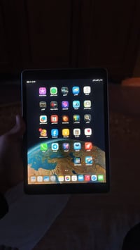 آيباد ٩ • ٢٥٦ • بطارية فوق ٨٧٪