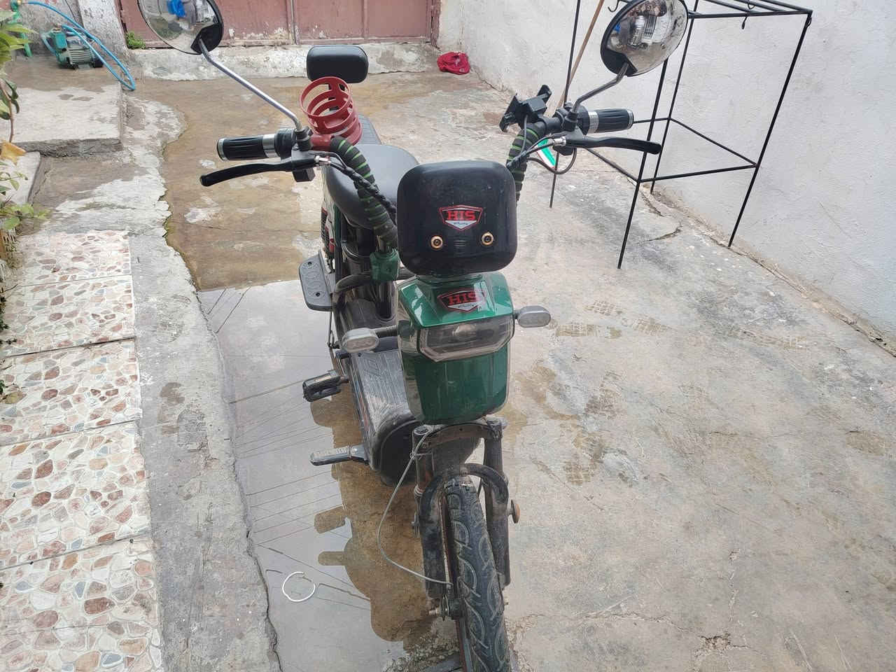 هايس للبيع موديل ٢٠٠٢٥فقط جاملغ بي نقص كهربائي شغال بيدر شغال السعر ٢٥٠الف كركوك حي العسكري ٥باتريات


**إذا كنت صاحب هذا الإعلان وتريد حذفه لأي سبب، رجاءا أرسل رسالة إلى الدعم الفني**