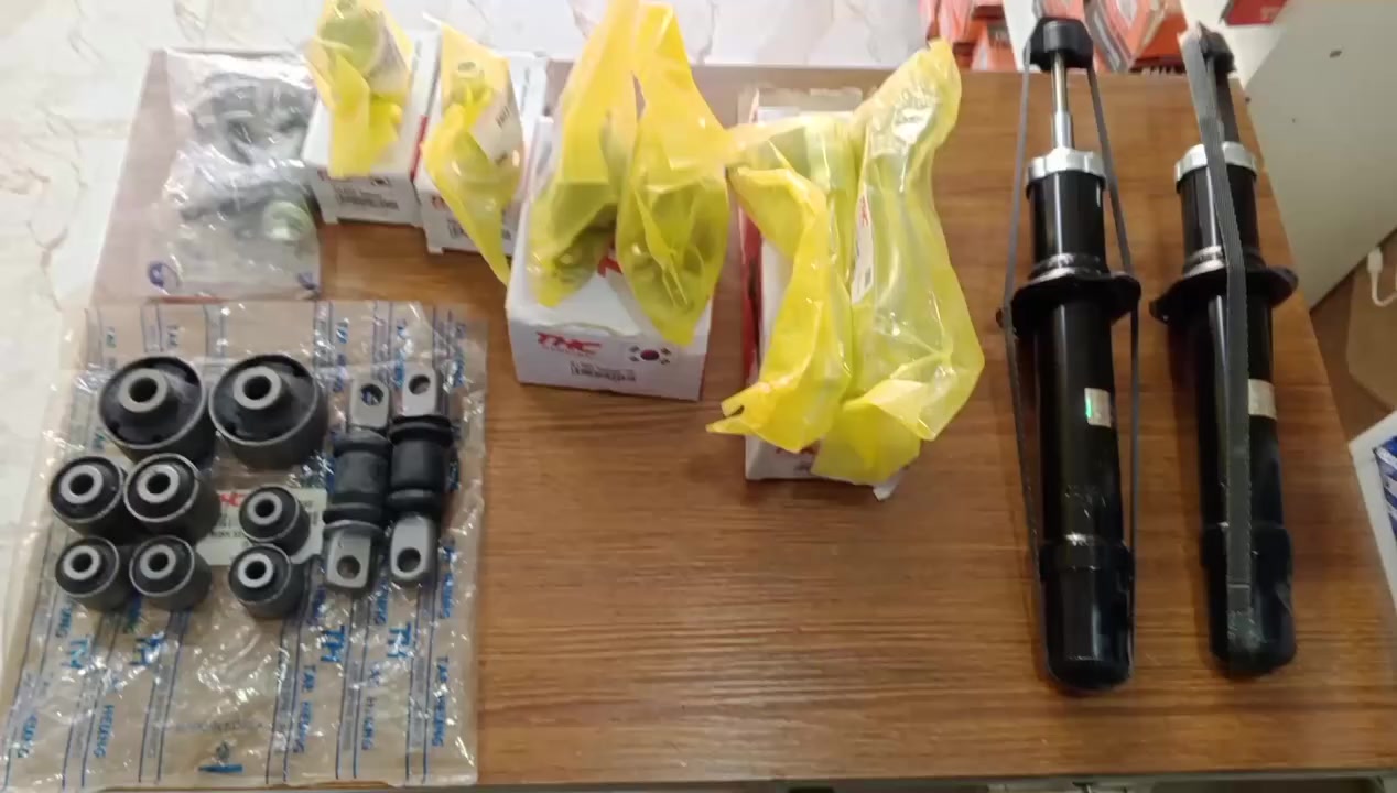 ✅يتوفر صدر امامي سوناتا اوبتيما (٢٠٠٠-٢٠٠٥) كامل مع الدبلات 

يتكون الصدر من 

دبل امامي تخم 
راس روط تخم 
طوبات الاسفل تخم 
طوبات الاعلى تخم 
بوش طبله الاعلى عدد ٤ 
بوش طبله الاسفل عدد ٦
شمعات تخم 

✅السعر ١٥٠ الف 

✅ الديوانية الحي الصناعي مقابيل مطعم جنه الحسين 

✅كوري اصلي وكاله مع الضمان 

✅توصيل محافظات ٥ الاف 

✅مجمع ميلاد الشمخاني للادوات الاحتياطيه 

☎️للاستفسار ***********
