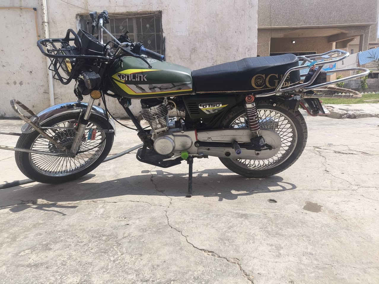 يالله دراجه تايكر موديل2024للبيع السعر600قفل منلخير محرك ما ممدود عليه صبانه المكان الرمادي جزيره البذياب هاذ رقمي للتواصل ***********مو شراي لا تعبني ولا اتعبك
