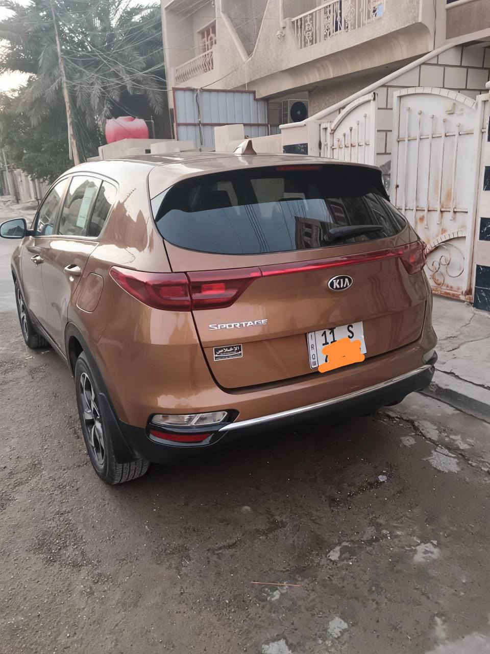 السلام عليكم السعر 146 وبيها مجال بسيط
كيا سبورتج وارد امريكي موديل 2020 نص فول حادثها بنيد صبغ وجاملغ بارد نفسه راجع بدون شاصي ولغد مكفول قطعتين تبريد شاشة كبيرة كامرة دوارة محرك على وضع الشركة تخم تاير مابيها اي نقص رقم بغداد انكليزي بأسمى مكان السيارة بغداد حي الجهاد اي استفسار اتصل عالرقم *********** وبالخدمة بغداد, العراق
