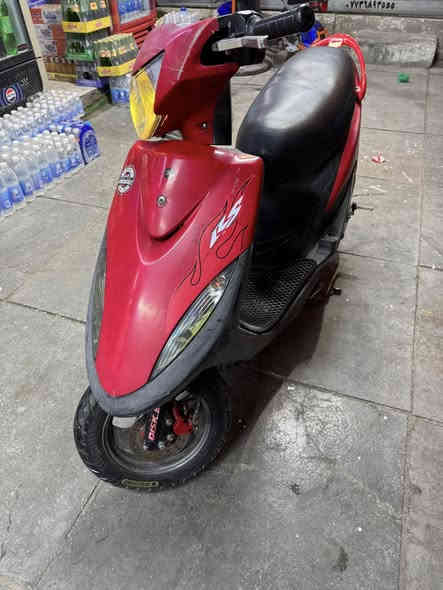 سلام عليكم ماكس للبيع دراجه كله بلاديه بس سلف تجاري اي نقص مابيها مكينه خرسه مكاني بغداد الاعظميه سعر900قفل***********
