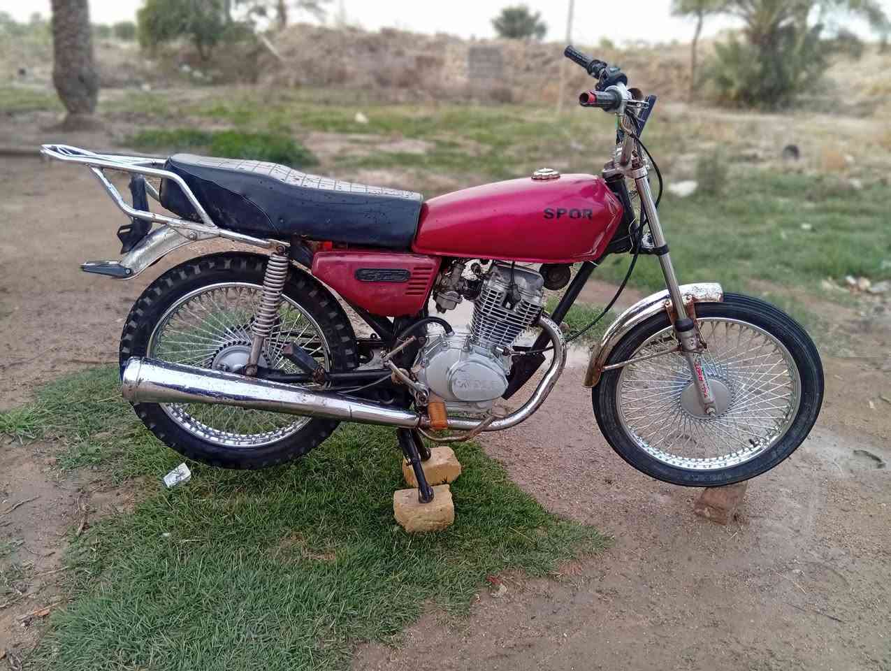 السلام عليكم دراجة نامه للبيع كلك كلك لمكان شطره قرب جسر ال عمار سعر خاص رقم ***********
