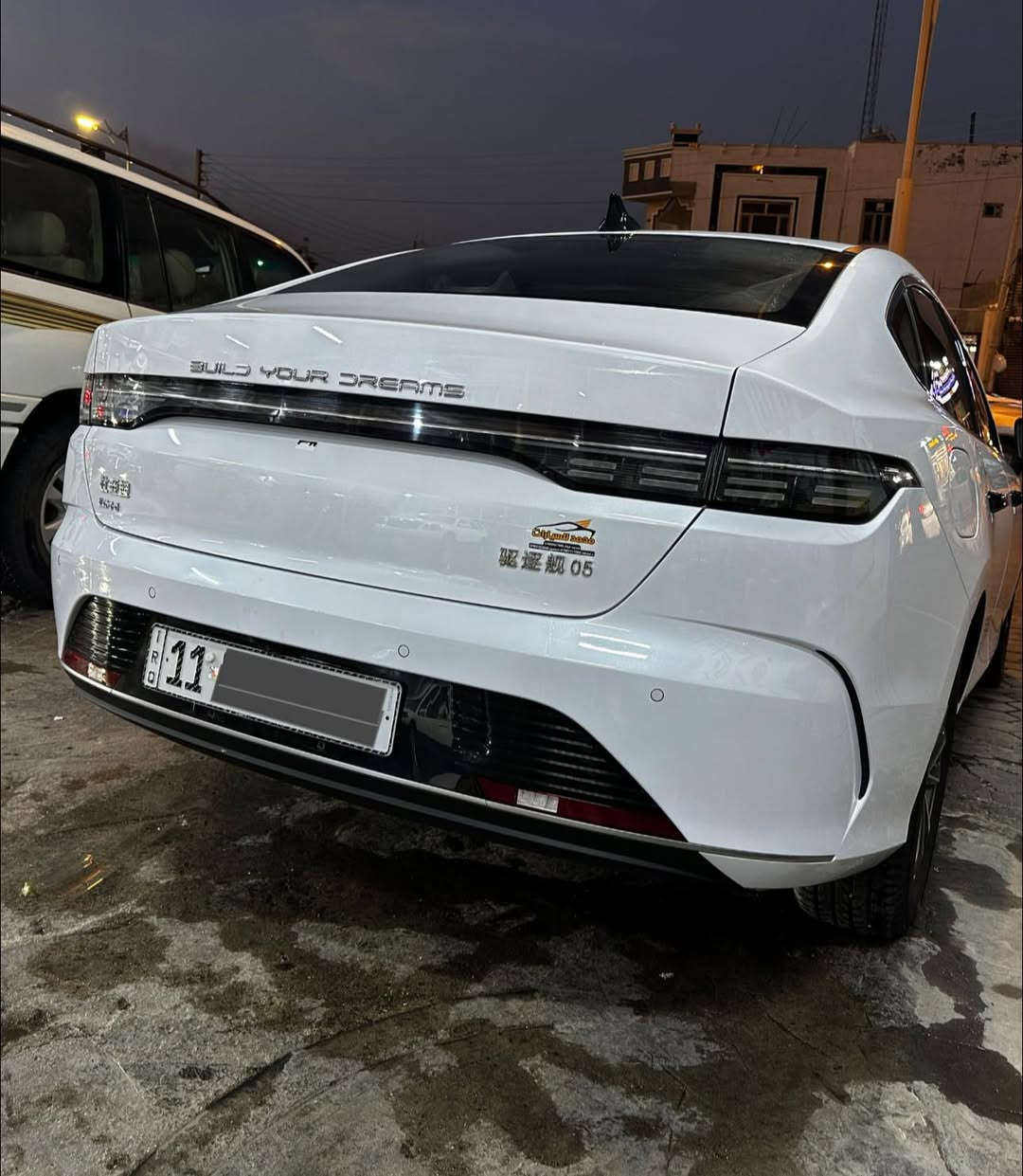 بي وادي دستروير
رقم بغداد 
موديل 25 
ماشيه 11 الف 
كفاله 

السعر 19,800 بيه مجال 

***********
