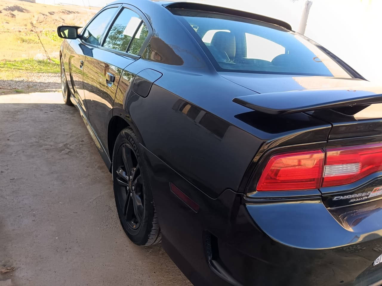 سلام عليكم جارجر نظيفه استخدام شخصي 2013 رقم بغداد دولي بسمي تحويل ثاني يووم  فورويل محرك تبريد  تدفاءه شغاله 3600 كير طياره 8نمر ماشيه 130 كير ومحرك جديد كفاله باتري جديد تخم تاير مكانات صبغ فقط السعر138 بغداد الشعب حي البساتين *********** رجاءً لاحد يكسر بحلال العالم يجي يكلب السياره والشراي يتصل واني خادم
